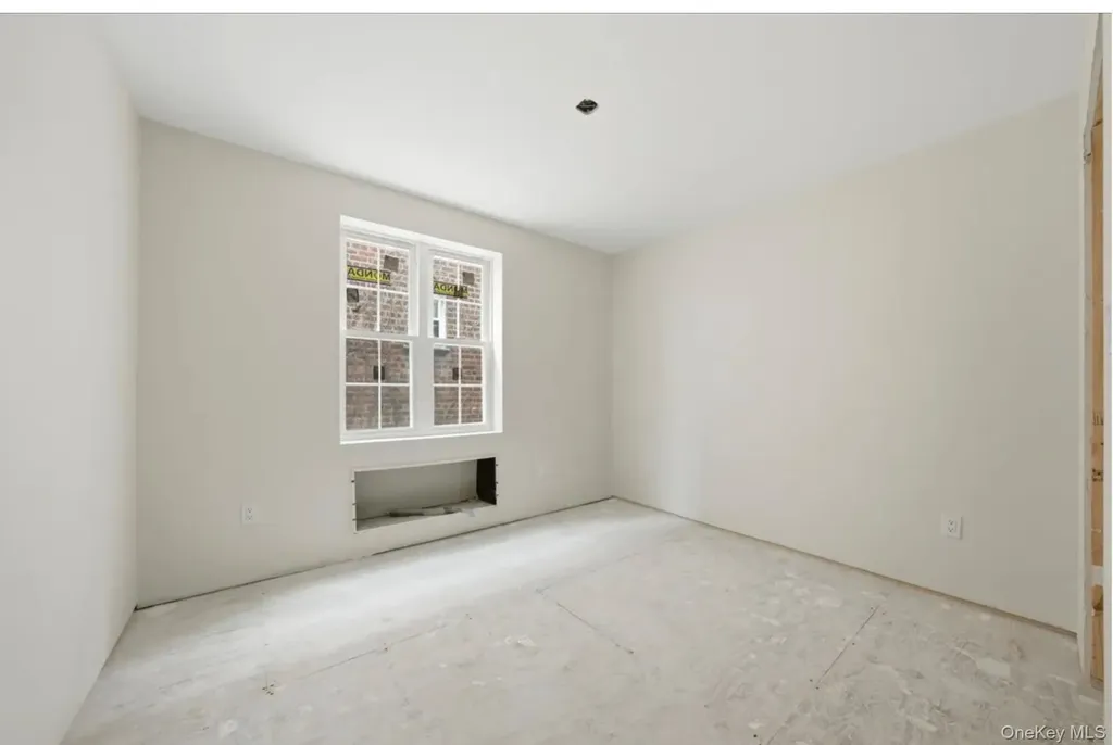 955 E 229th Street Bronx NY 10466