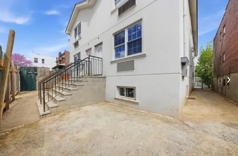 955 E 229th Street Bronx NY 10466