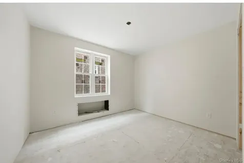 955 E 229th Street Bronx NY 10466