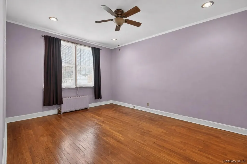 32-30 190th Street Flushing NY 11358