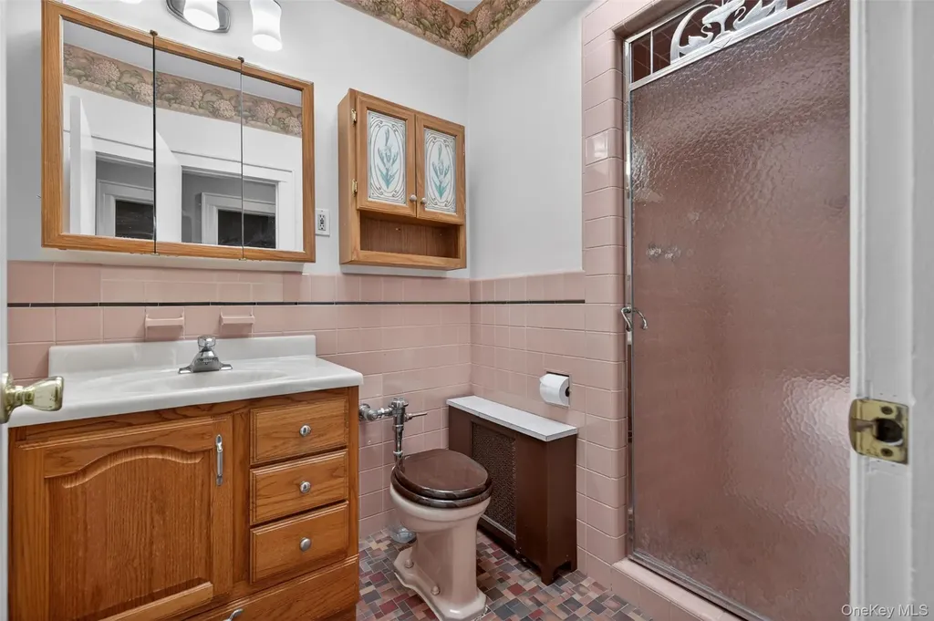 32-30 190th Street Flushing NY 11358