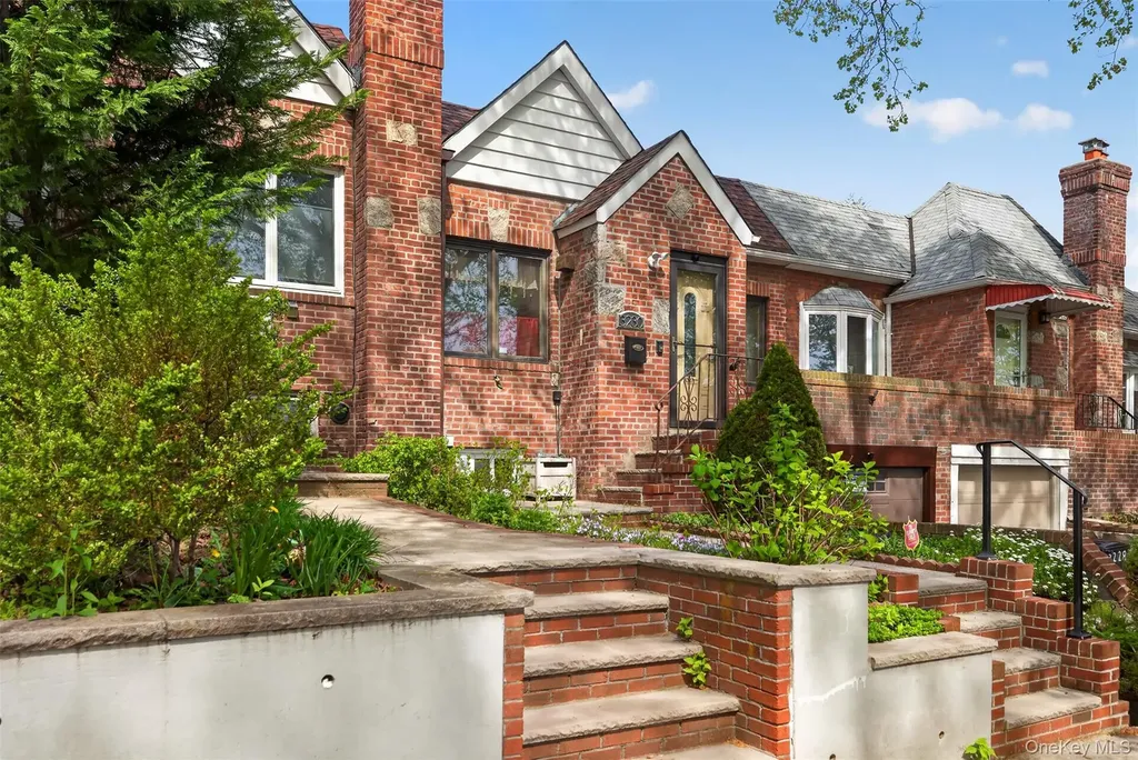 32-30 190th Street Flushing NY 11358