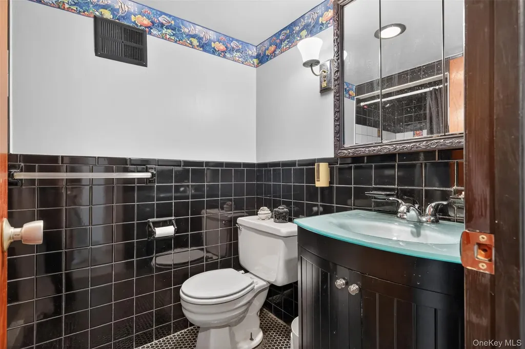 32-30 190th Street Flushing NY 11358