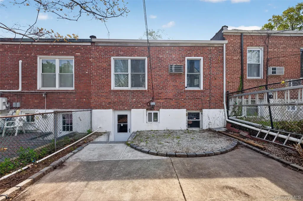 32-30 190th Street Flushing NY 11358