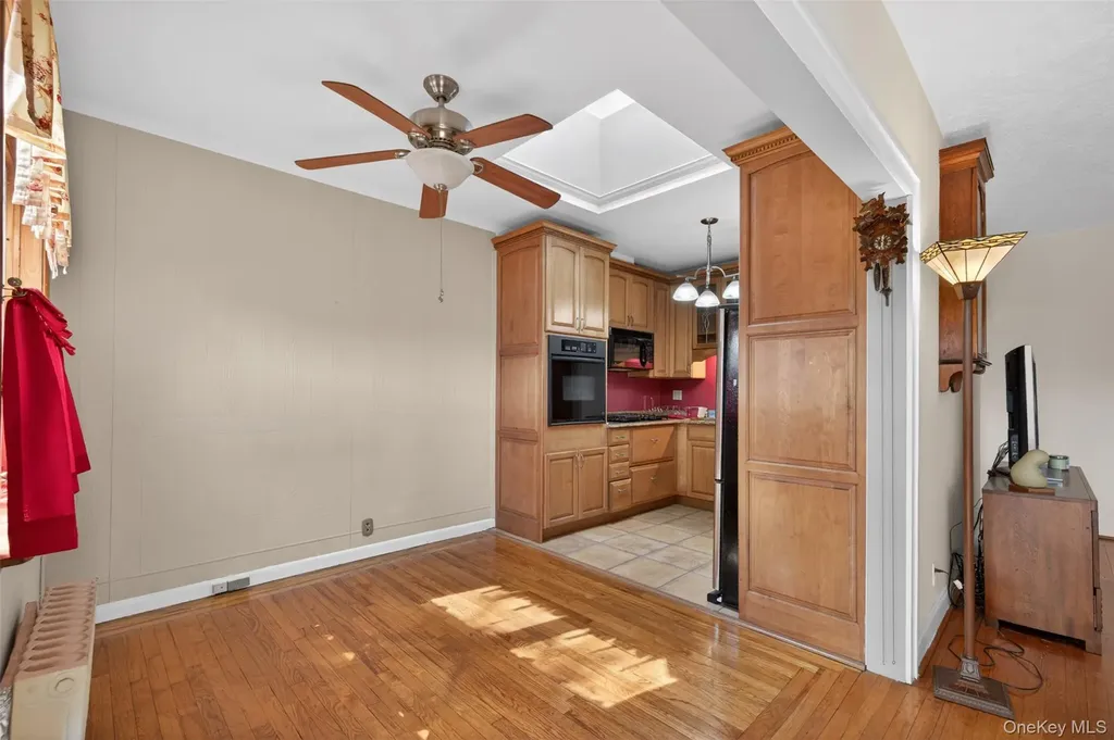 32-30 190th Street Flushing NY 11358