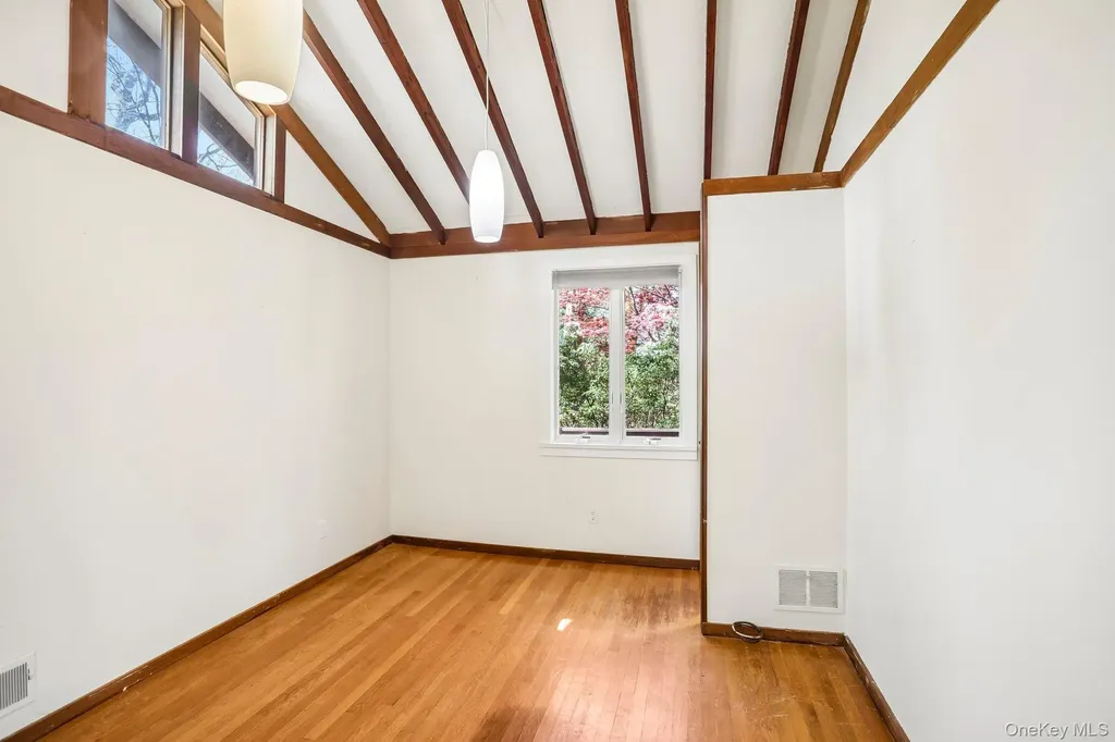 59 Shad Road W Pound Ridge NY 10576