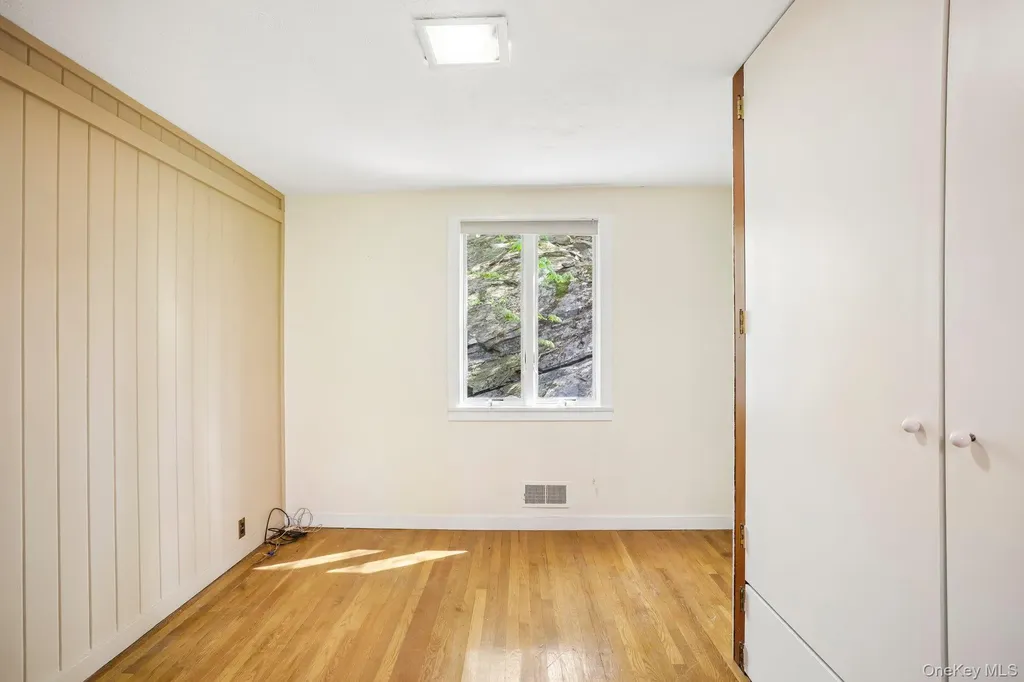 59 Shad Road W Pound Ridge NY 10576