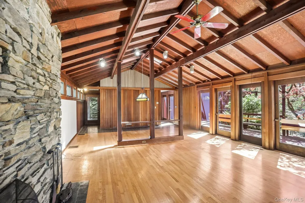 59 Shad Road W Pound Ridge NY 10576
