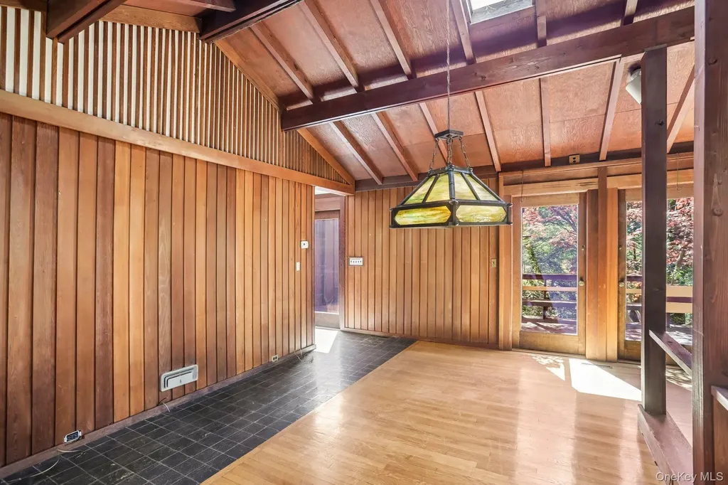 59 Shad Road W Pound Ridge NY 10576