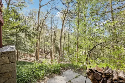 59 Shad Road W Pound Ridge NY 10576