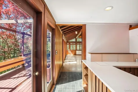 59 Shad Road W Pound Ridge NY 10576