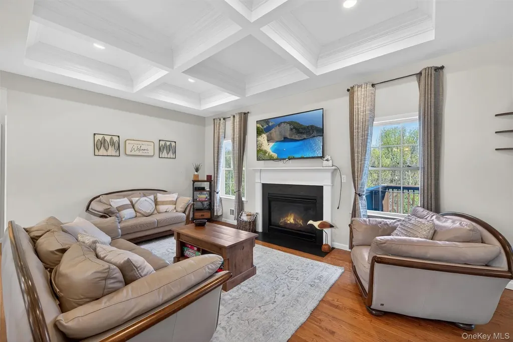 2 Primrose Lane Chester NY 10918
