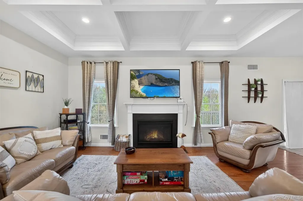 2 Primrose Lane Chester NY 10918