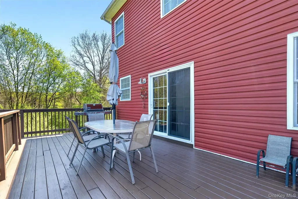 2 Primrose Lane Chester NY 10918
