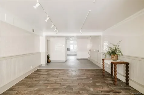 323 Warren Street Hudson NY 12534