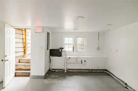 323 Warren Street Hudson NY 12534