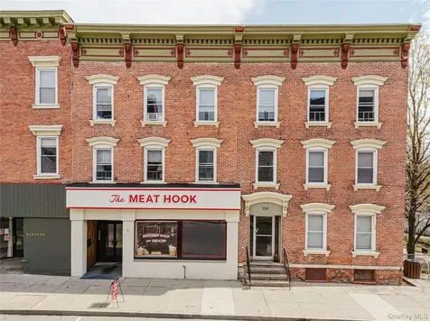 323 Warren Street Hudson NY 12534