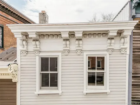 323 Warren Street Hudson NY 12534