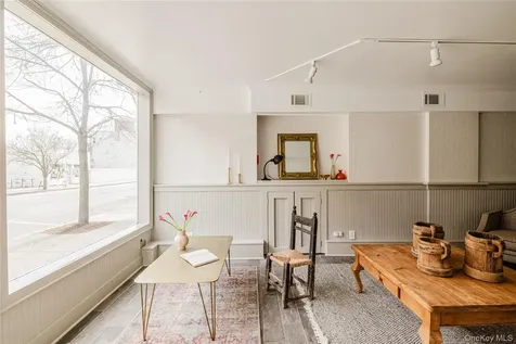323 Warren Street Hudson NY 12534