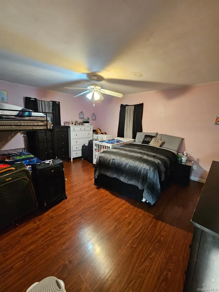 49 Volta Street Copiague NY 11726