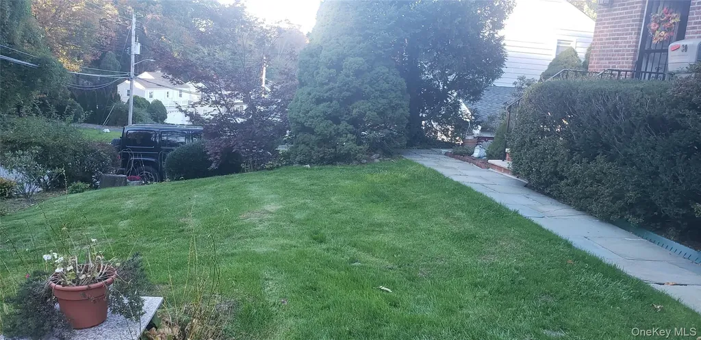 30 Greenvale Circle White Plains NY 10607