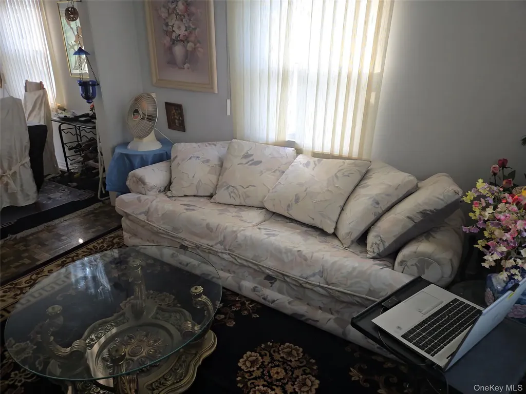 30 Greenvale Circle White Plains NY 10607