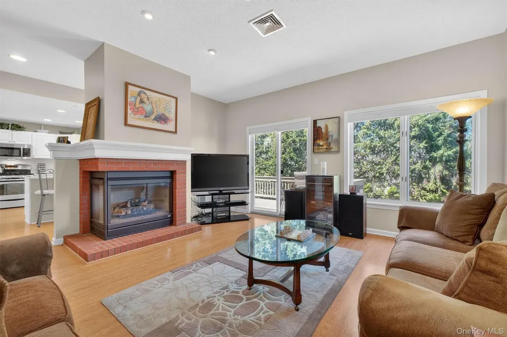 414 Heritage Hills Somers NY 10589