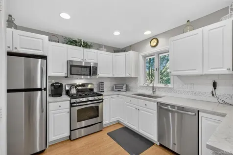 414 Heritage Hills Somers NY 10589