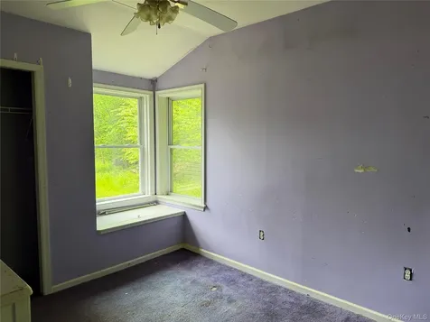 21 Hoffmann Street Hankins NY 12741