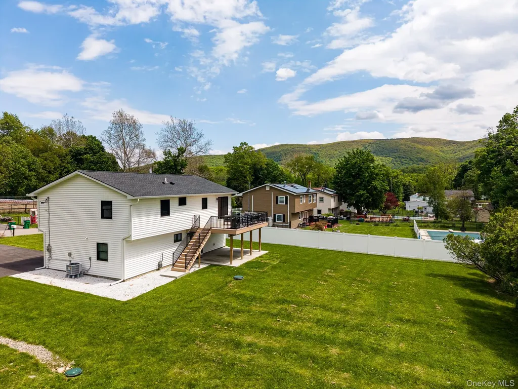 10 Scofield Road Beacon NY 12508