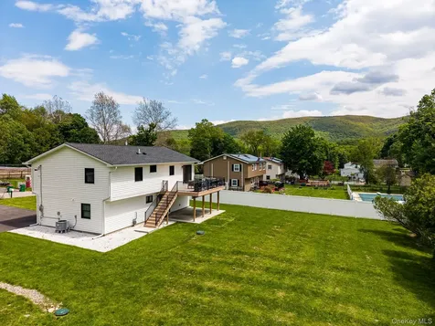 10 Scofield Road Beacon NY 12508
