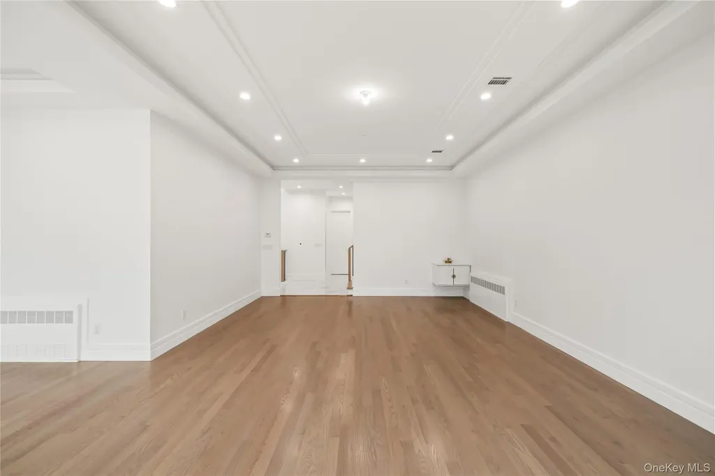 7 Sherwood Avenue Spring Valley NY 10977