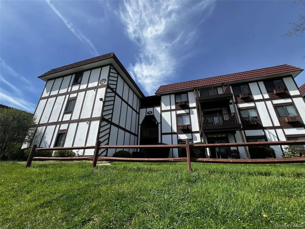 14 Skyline Drive Fishkill NY 12524