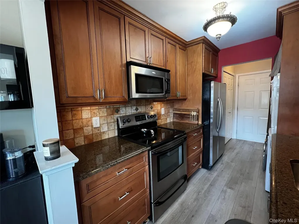 14 Skyline Drive Fishkill NY 12524