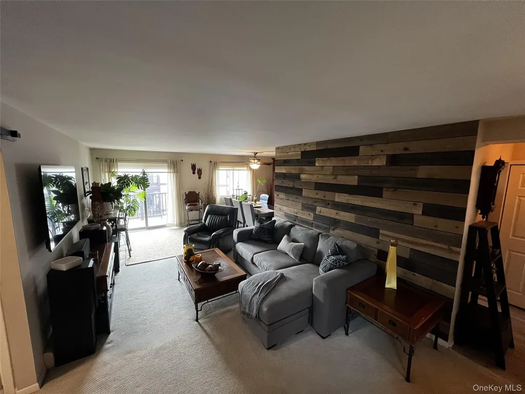 14 Skyline Drive Fishkill NY 12524