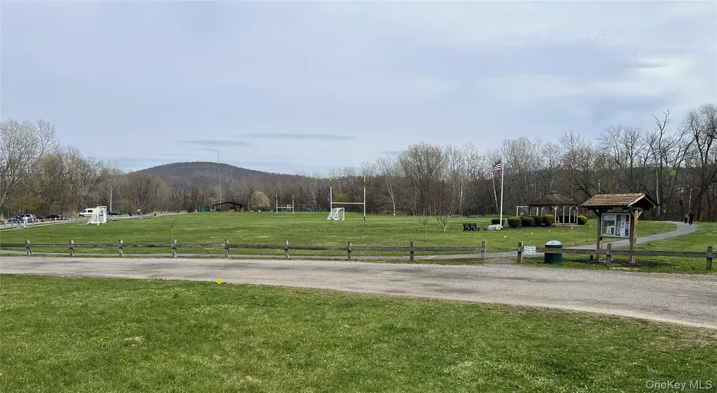 14 Skyline Drive Fishkill NY 12524