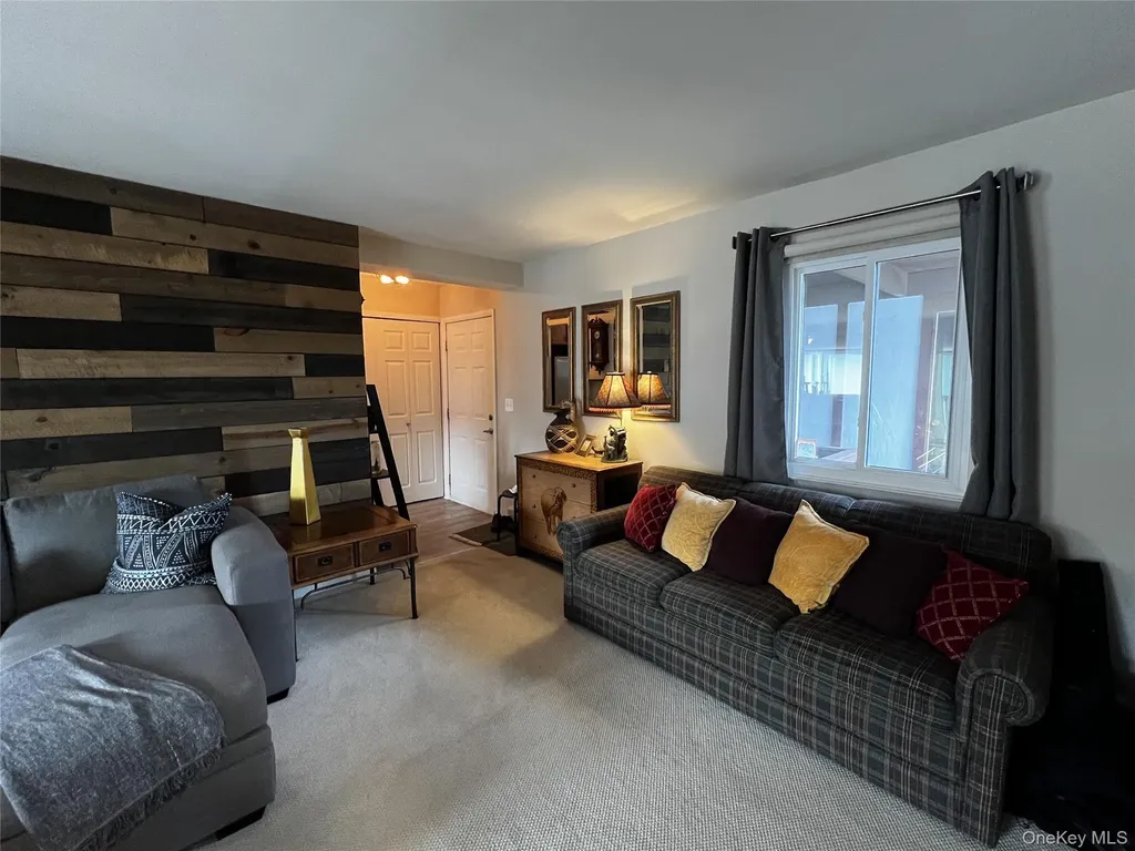 14 Skyline Drive Fishkill NY 12524