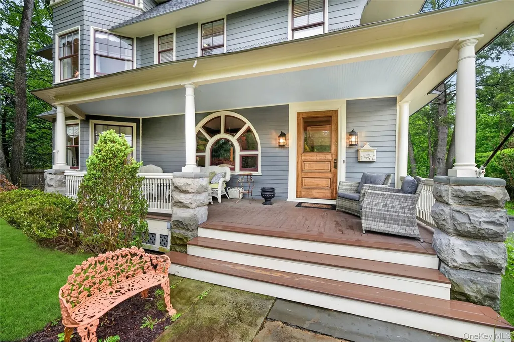 26 Maple Avenue Warwick NY 10990