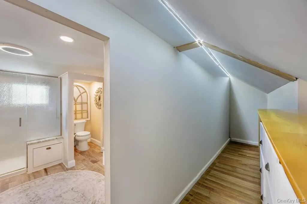 14 Dahlia Lane Deer Park NY 11729