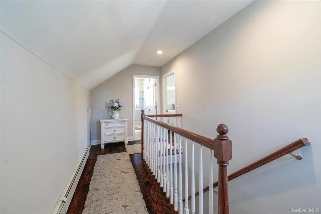 80 Doncaster Road Malverne NY 11565