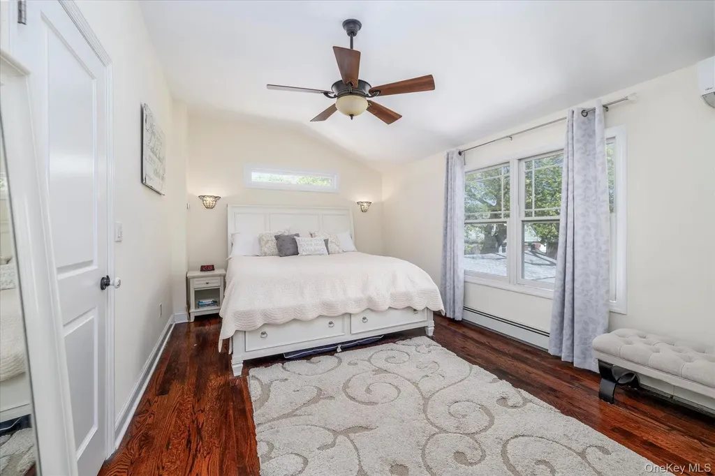 80 Doncaster Road Malverne NY 11565