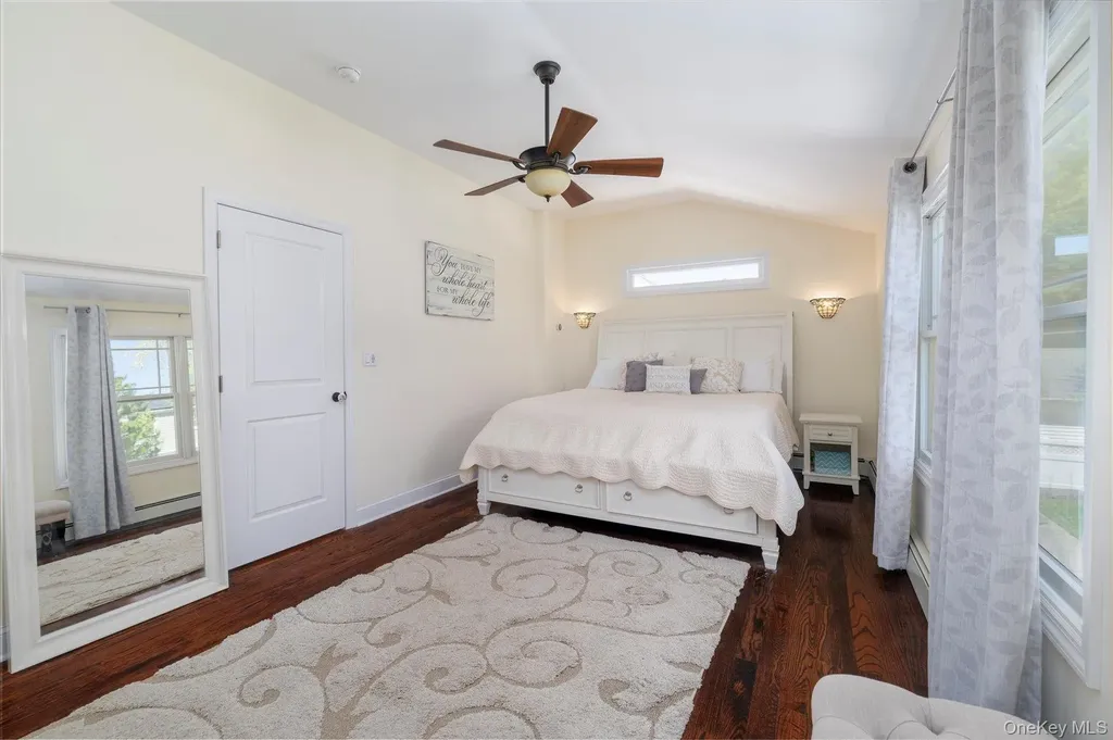 80 Doncaster Road Malverne NY 11565
