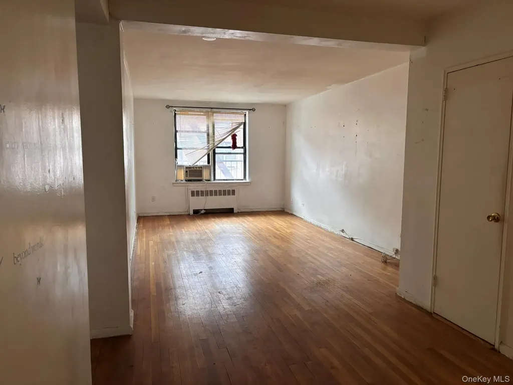 730 E 232nd Street Bronx NY 10466
