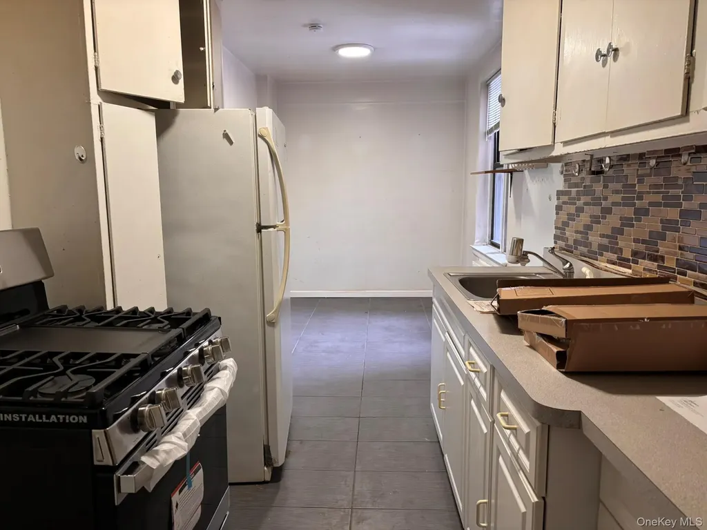730 E 232nd Street Bronx NY 10466