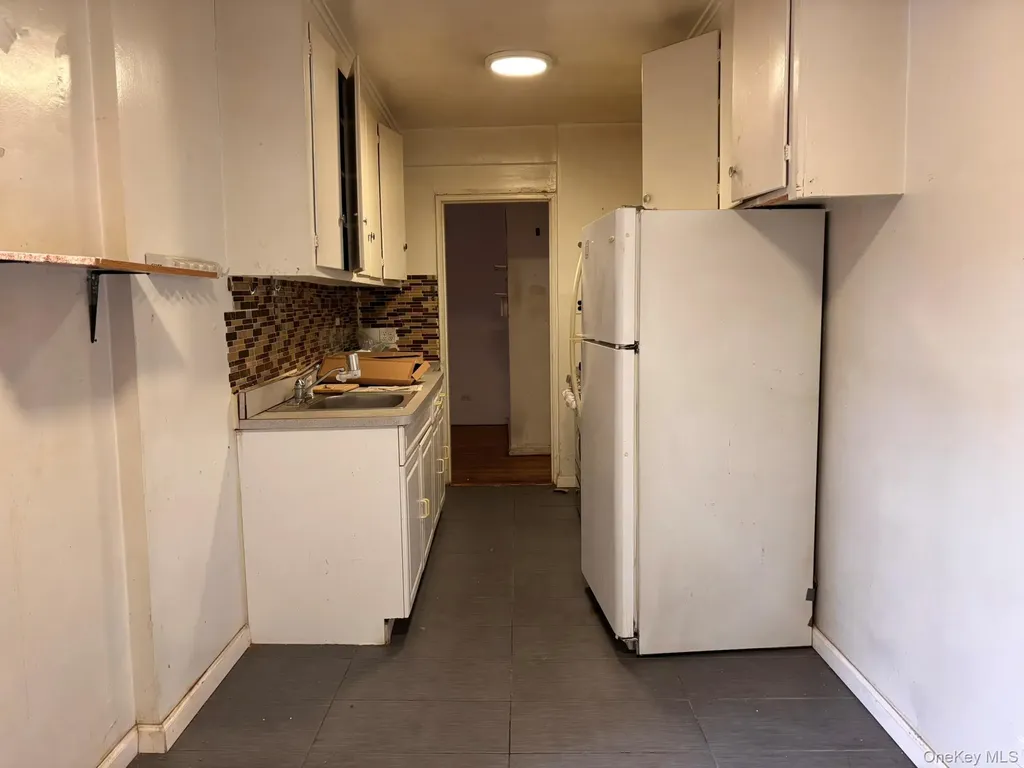 730 E 232nd Street Bronx NY 10466