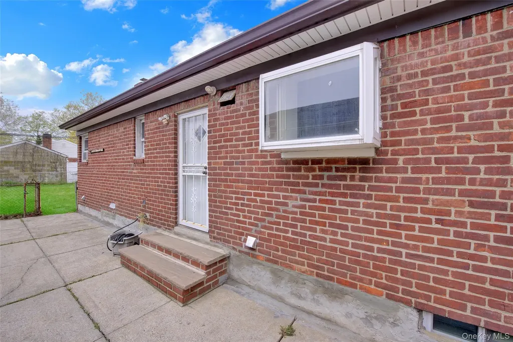 4518 Springfield Boulevard Bayside NY 11361