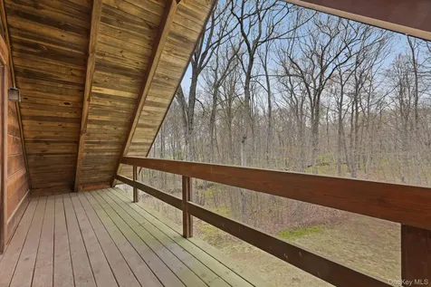 117 S Quaker Hill Road Pawling NY 12564