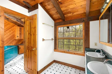 117 S Quaker Hill Road Pawling NY 12564