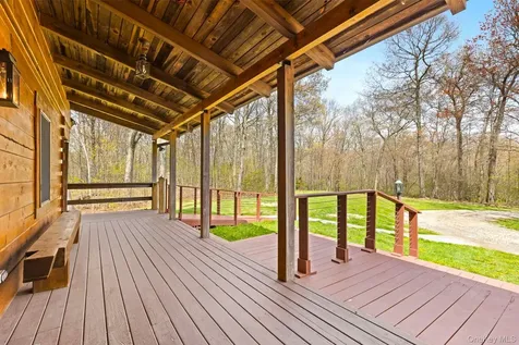 117 S Quaker Hill Road Pawling NY 12564