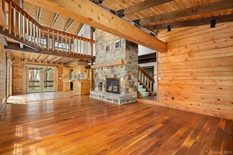 117 S Quaker Hill Road Pawling NY 12564